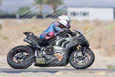 media/Oct-05-2025-CVMA (Sun) [[beeef4f201]]/Race 5-Amateur Supersport Open (Holeshot)/
